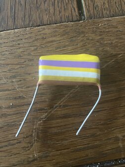 foliecator (film capacitor) - 0,47 &micro;F (470 nF)